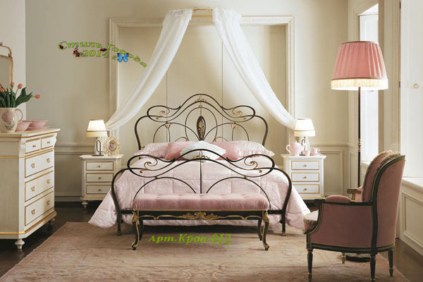 Кровати и диваны-012